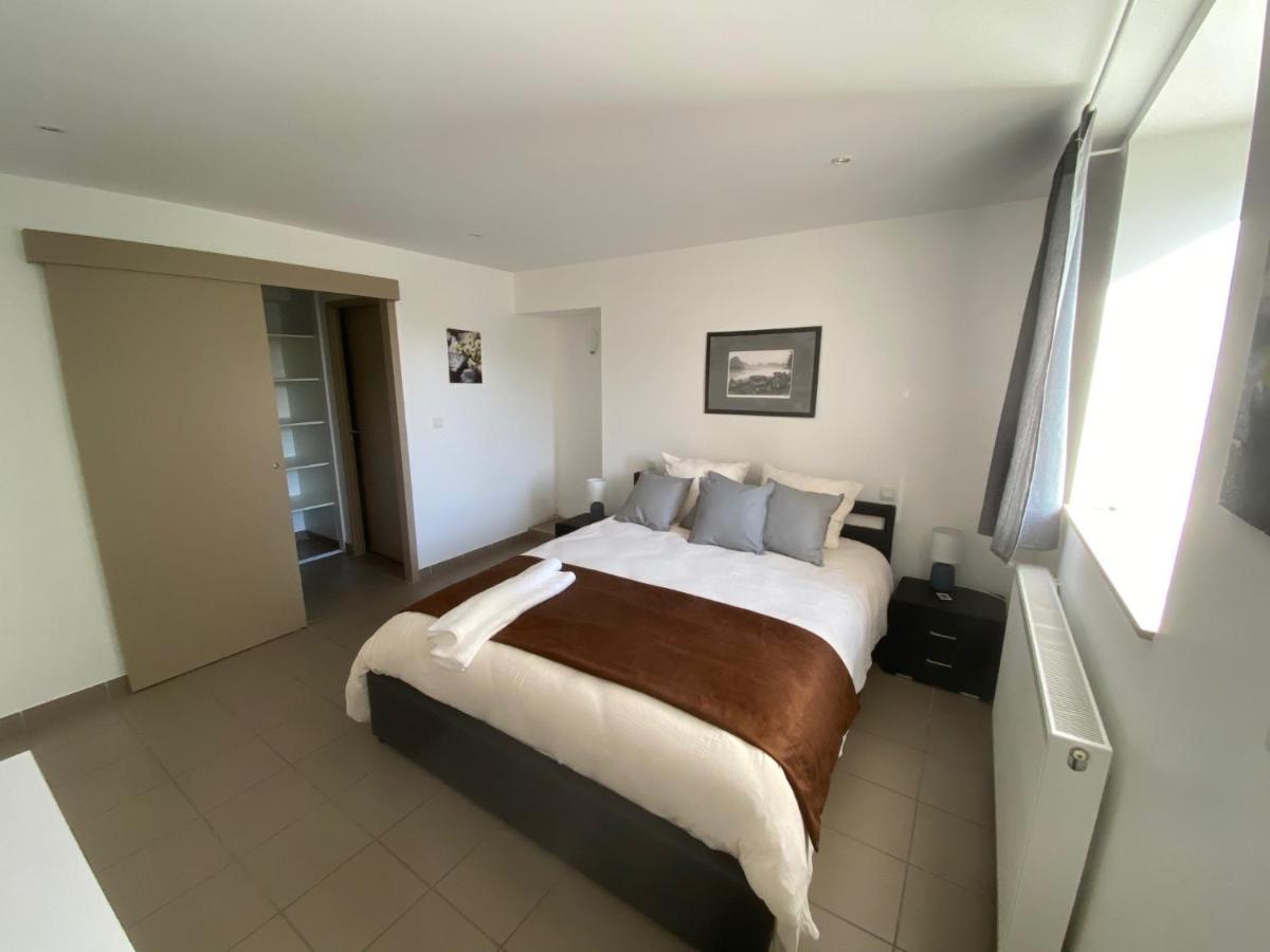 Hotel De 2*